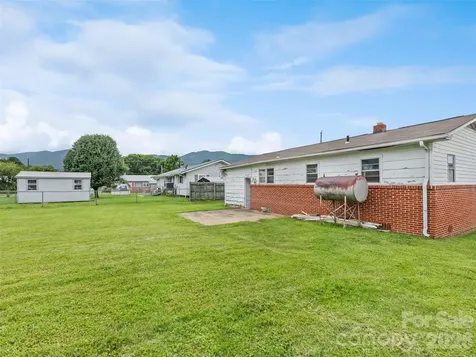 57 Spruce Street Waynesville NC 28786