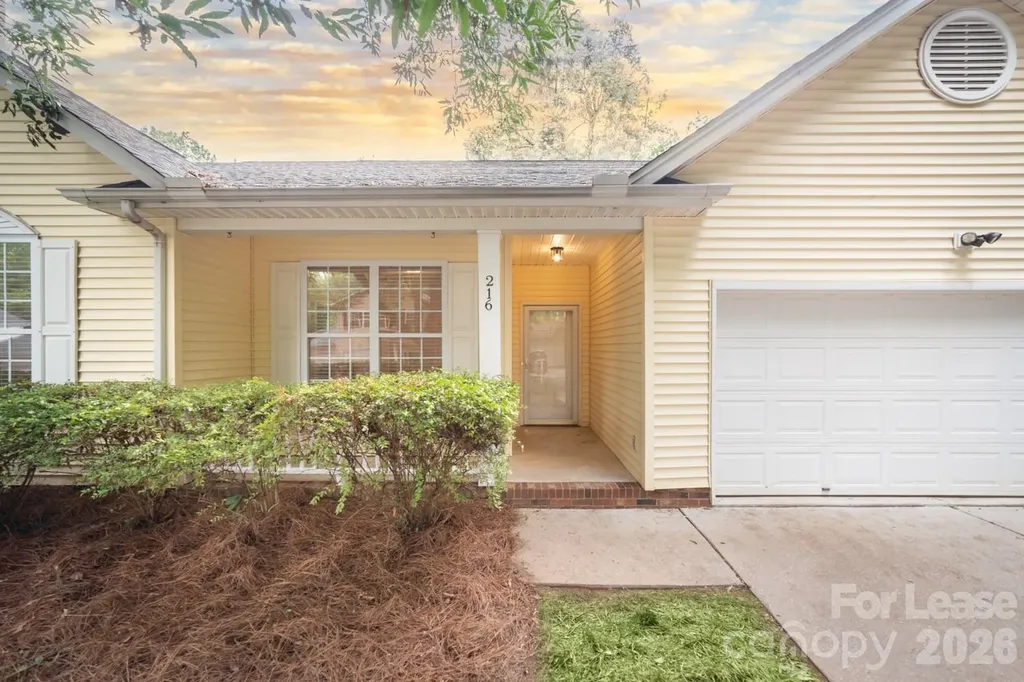 216 Howe Street Belmont NC 28012