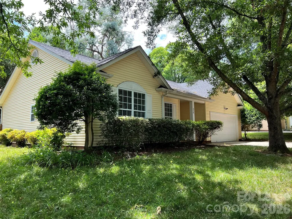 216 Howe Street Belmont NC 28012