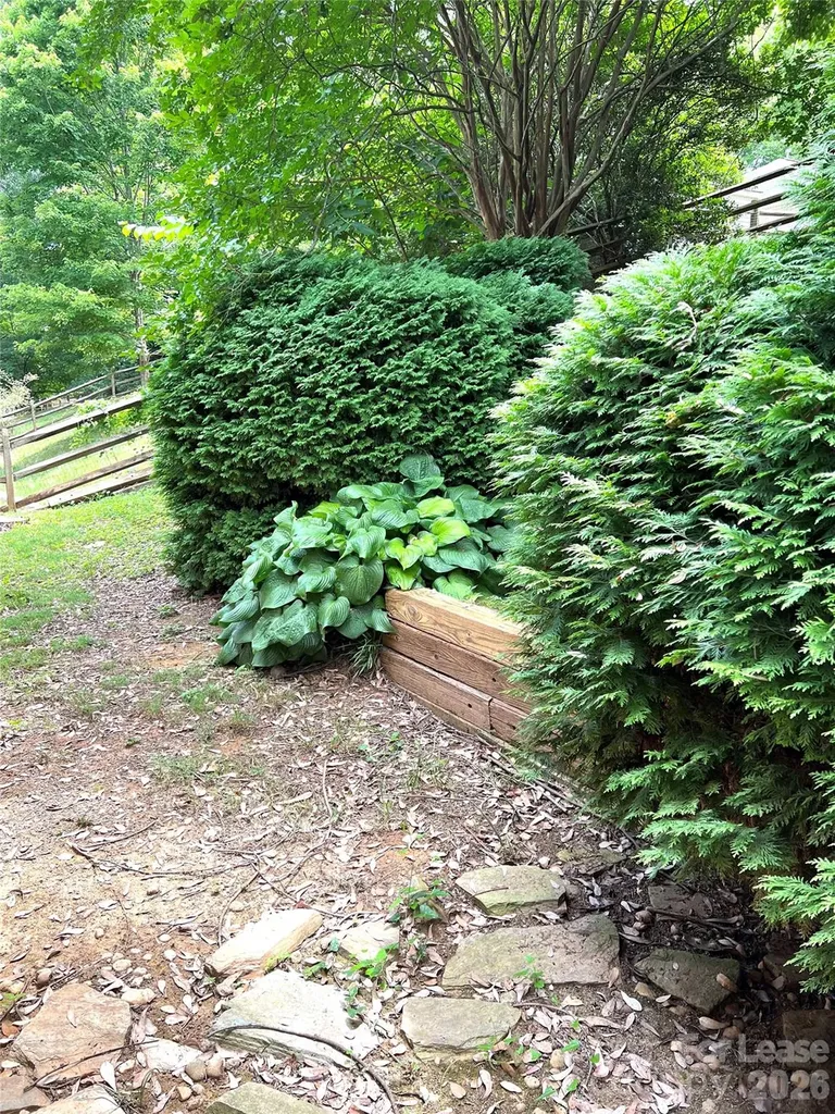 216 Howe Street Belmont NC 28012