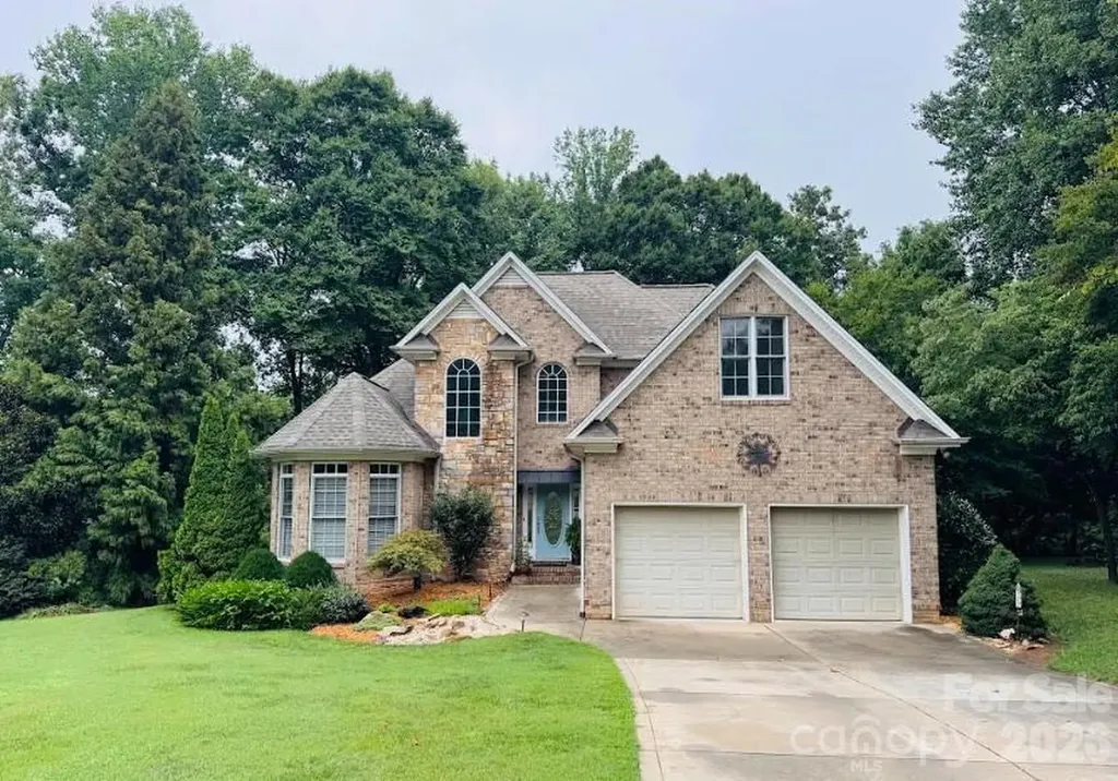 4029 Foxes Trail Cramerton NC 28032