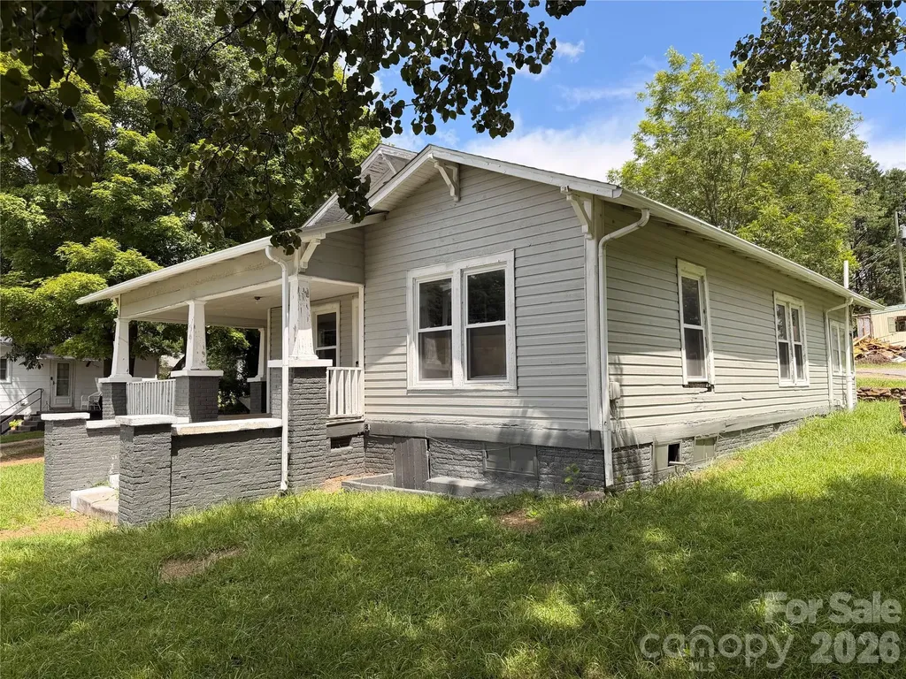 405 Park Avenue Drexel NC 28655