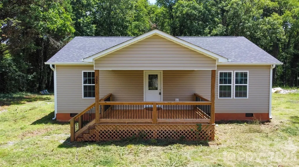 389 Michaels Road Mocksville NC 27028