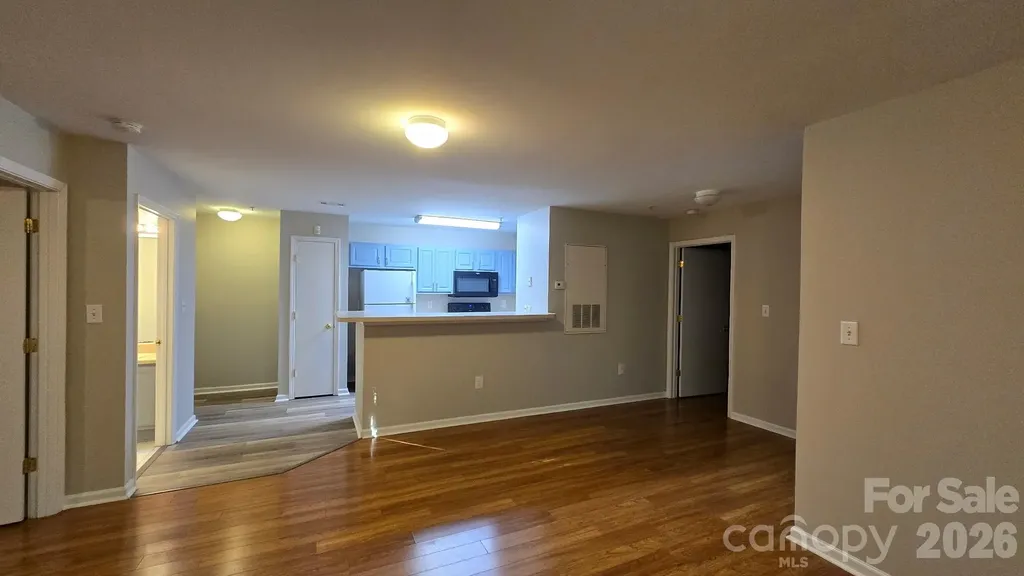 9811 Campus Walk Lane Charlotte NC 28262