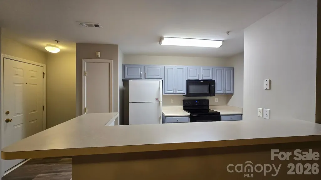 9811 Campus Walk Lane Charlotte NC 28262