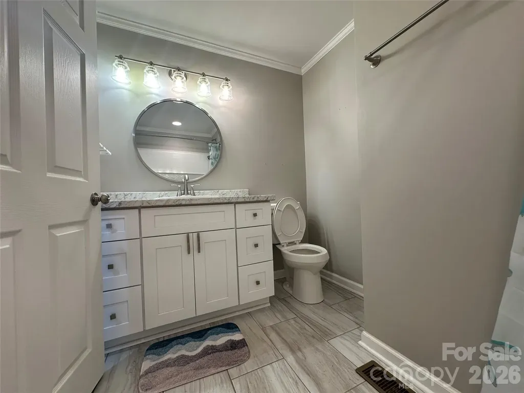1807 Forest Hills Park SW Lenoir NC 28645