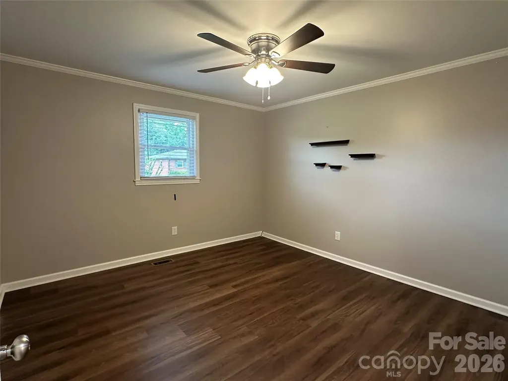 1807 Forest Hills Park SW Lenoir NC 28645