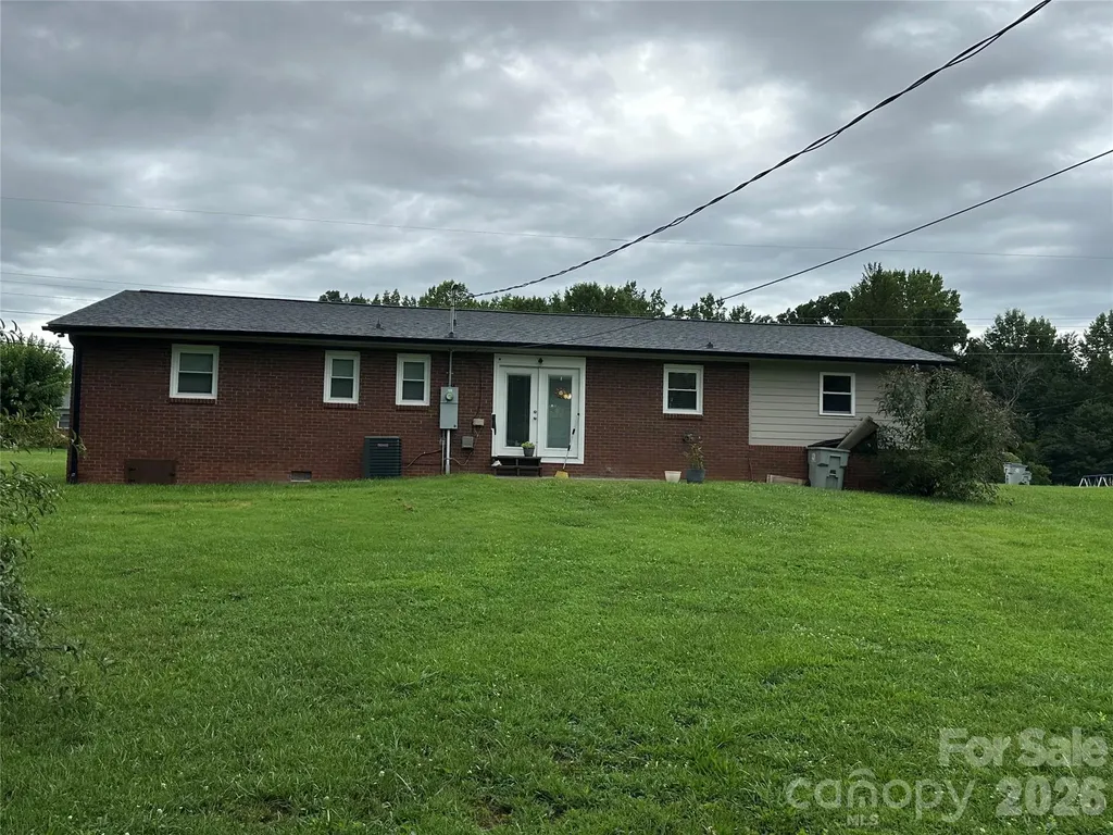 1807 Forest Hills Park SW Lenoir NC 28645