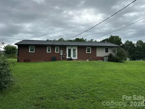 1807 Forest Hills Park SW Lenoir NC 28645
