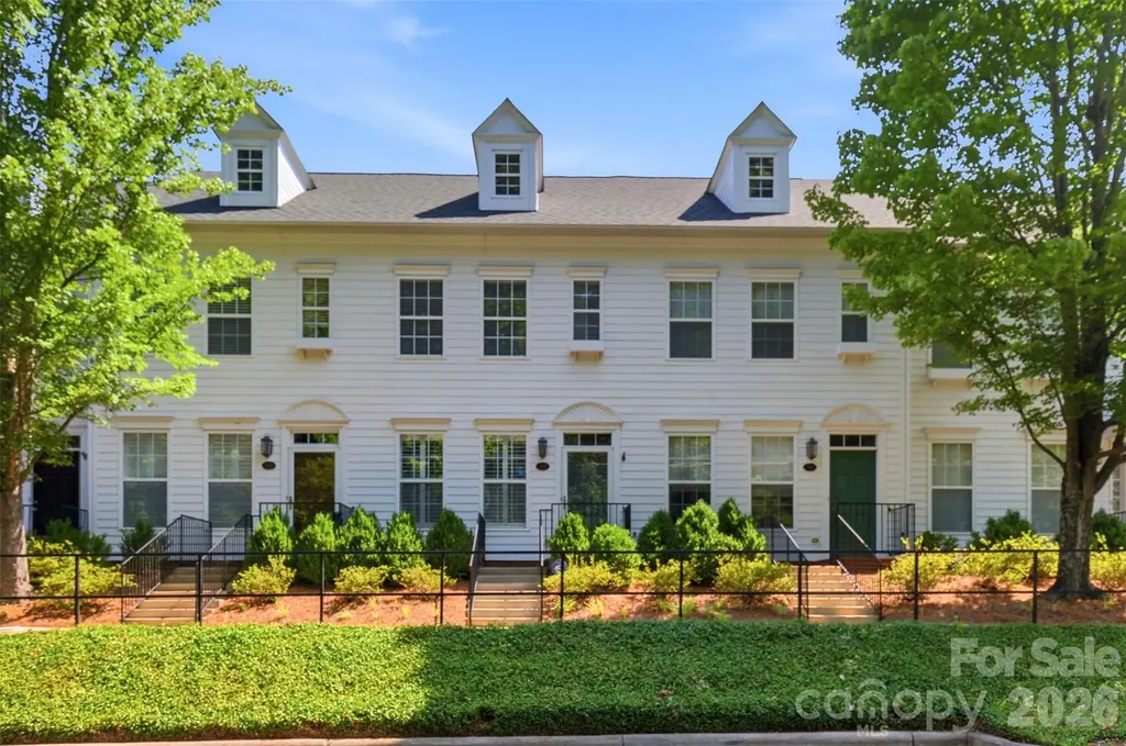 312 Park Square Place Matthews NC 28105