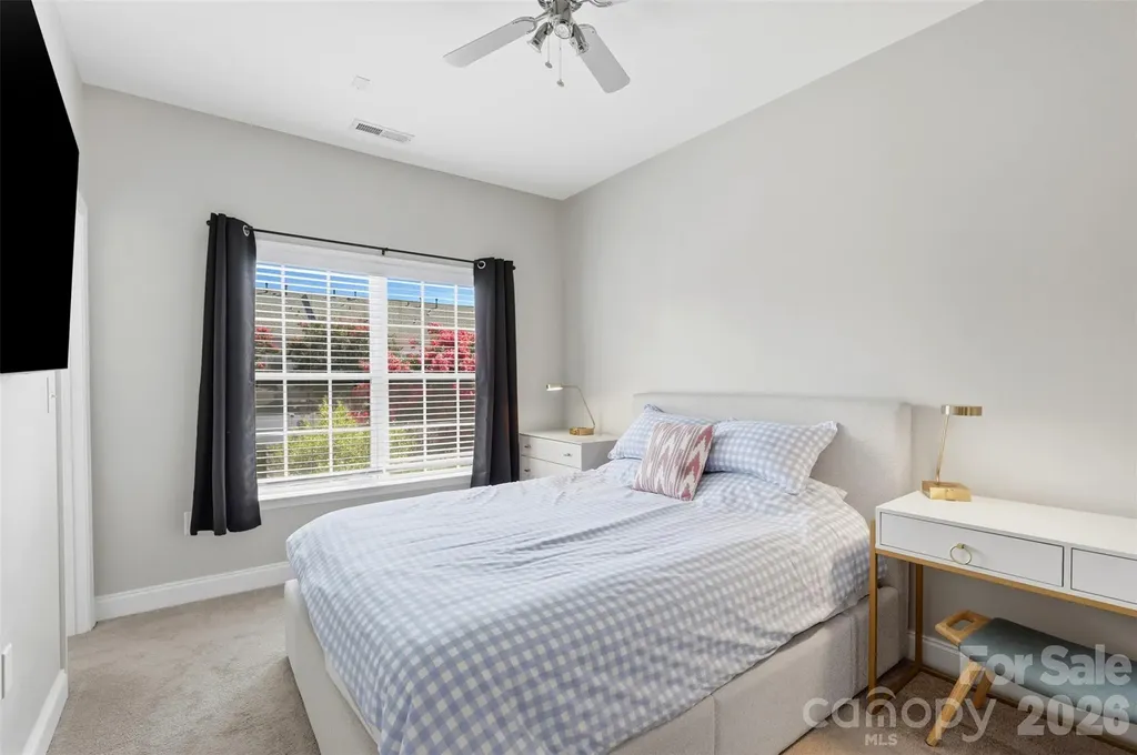 312 Park Square Place Matthews NC 28105