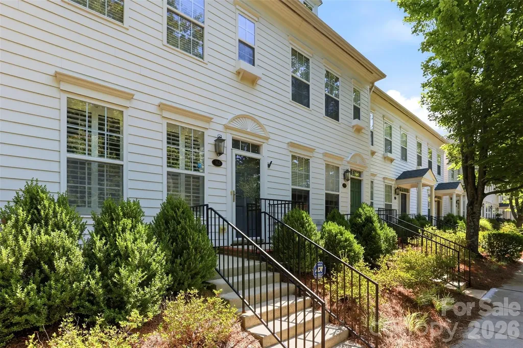 312 Park Square Place Matthews NC 28105