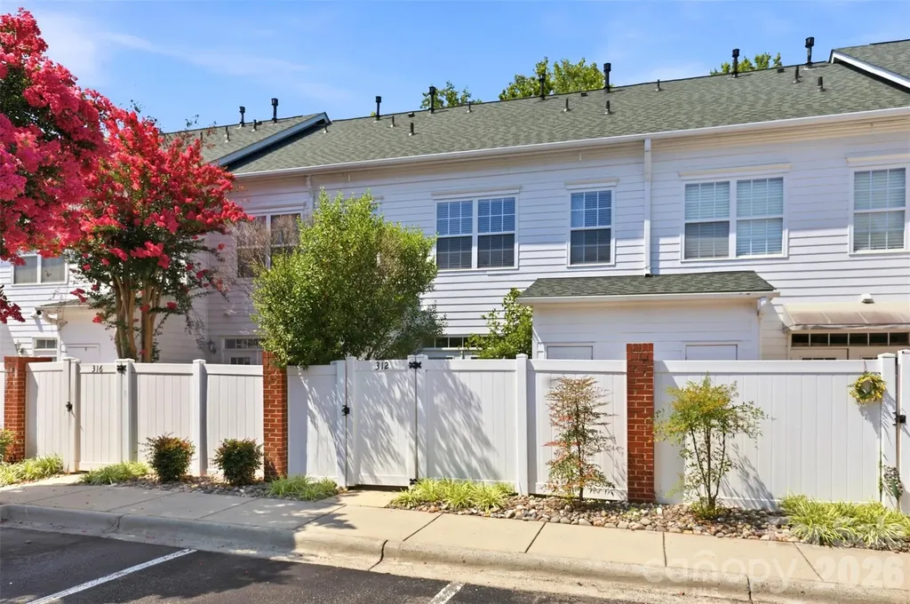 312 Park Square Place Matthews NC 28105
