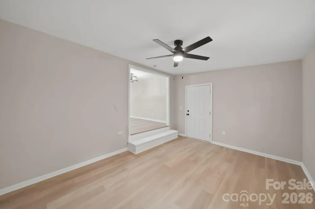 8114 Holly Hill Road Charlotte NC 28227