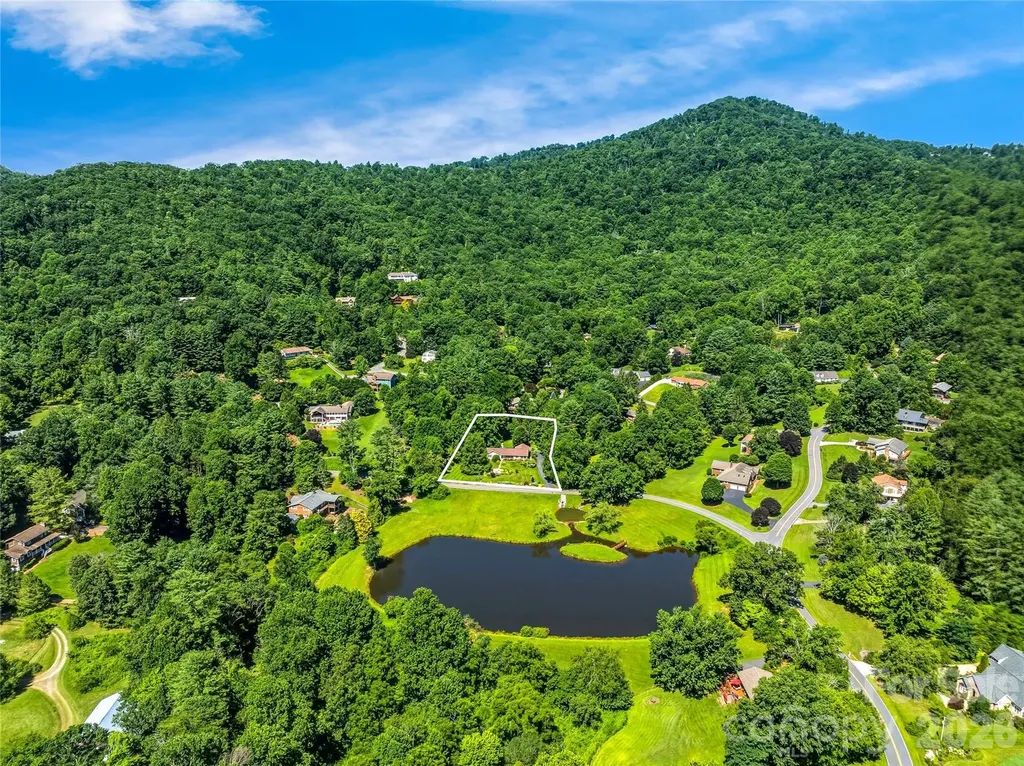 13 Ashley Road Asheville NC 28805