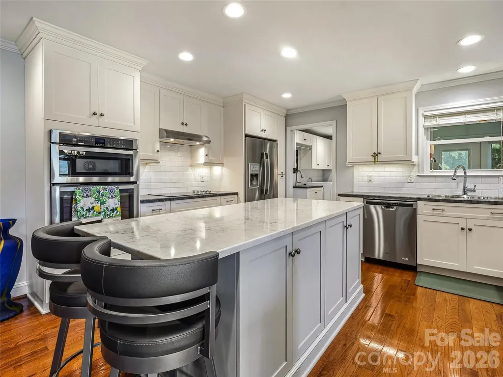 13 Ashley Road Asheville NC 28805