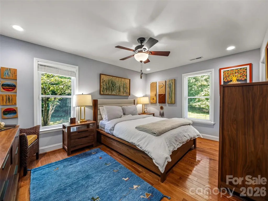 13 Ashley Road Asheville NC 28805
