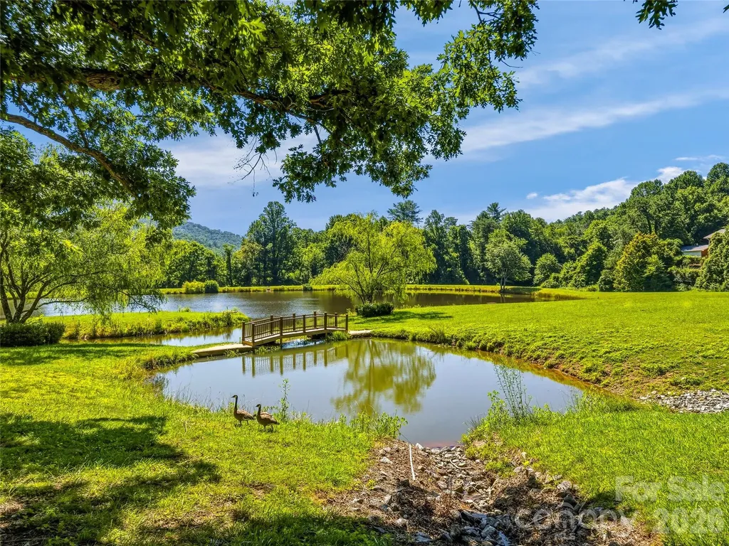 13 Ashley Road Asheville NC 28805