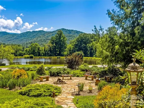 13 Ashley Road Asheville NC 28805