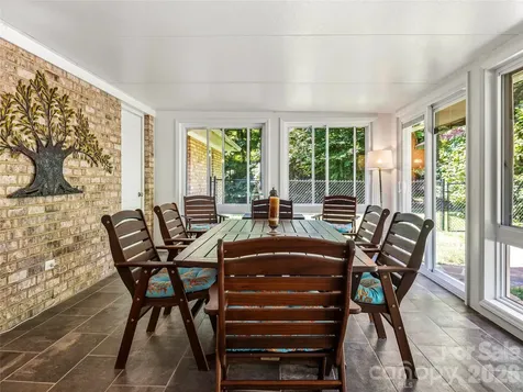 13 Ashley Road Asheville NC 28805