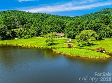 13 Ashley Road Asheville NC 28805