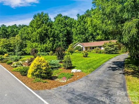 13 Ashley Road Asheville NC 28805