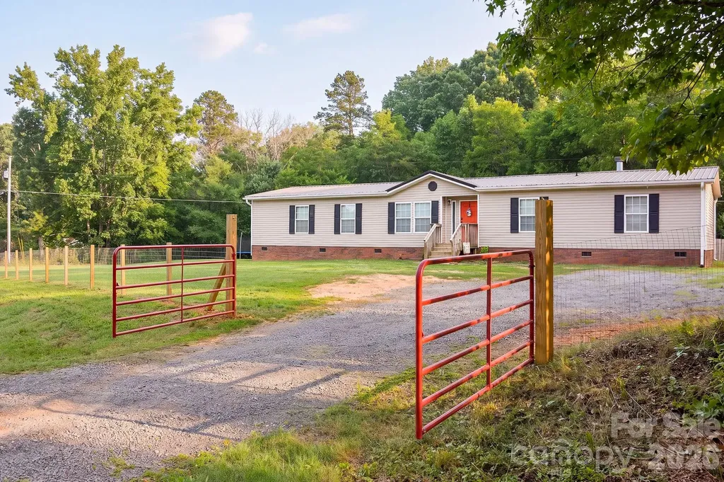 837 Joe Road Mocksville NC 27028