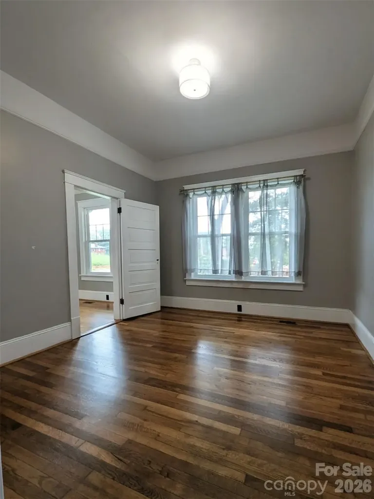 303 Bouchelle Street Morganton NC 28655