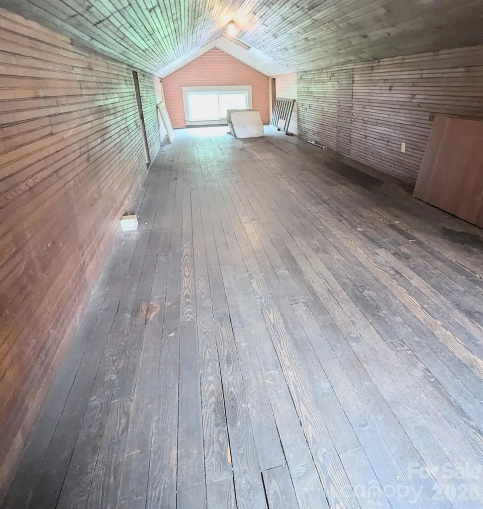303 Bouchelle Street Morganton NC 28655