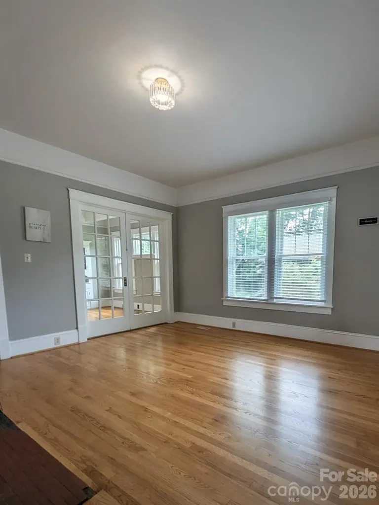 303 Bouchelle Street Morganton NC 28655