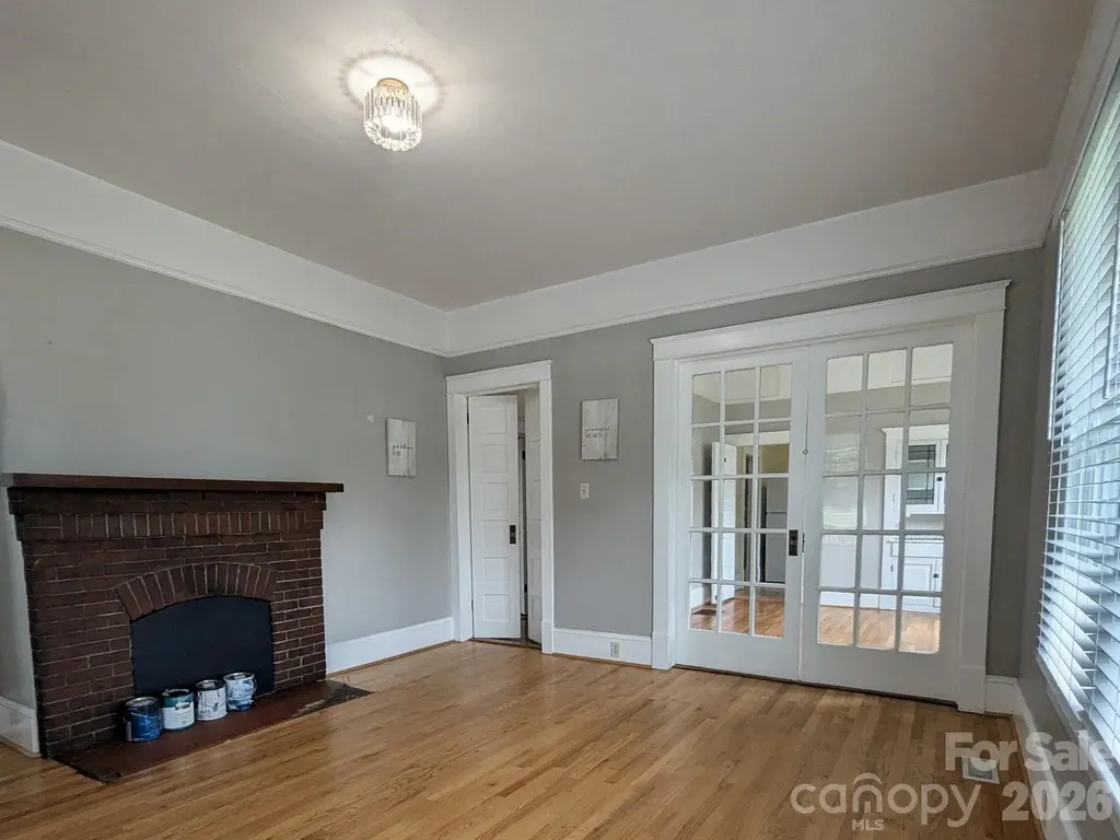 303 Bouchelle Street Morganton NC 28655