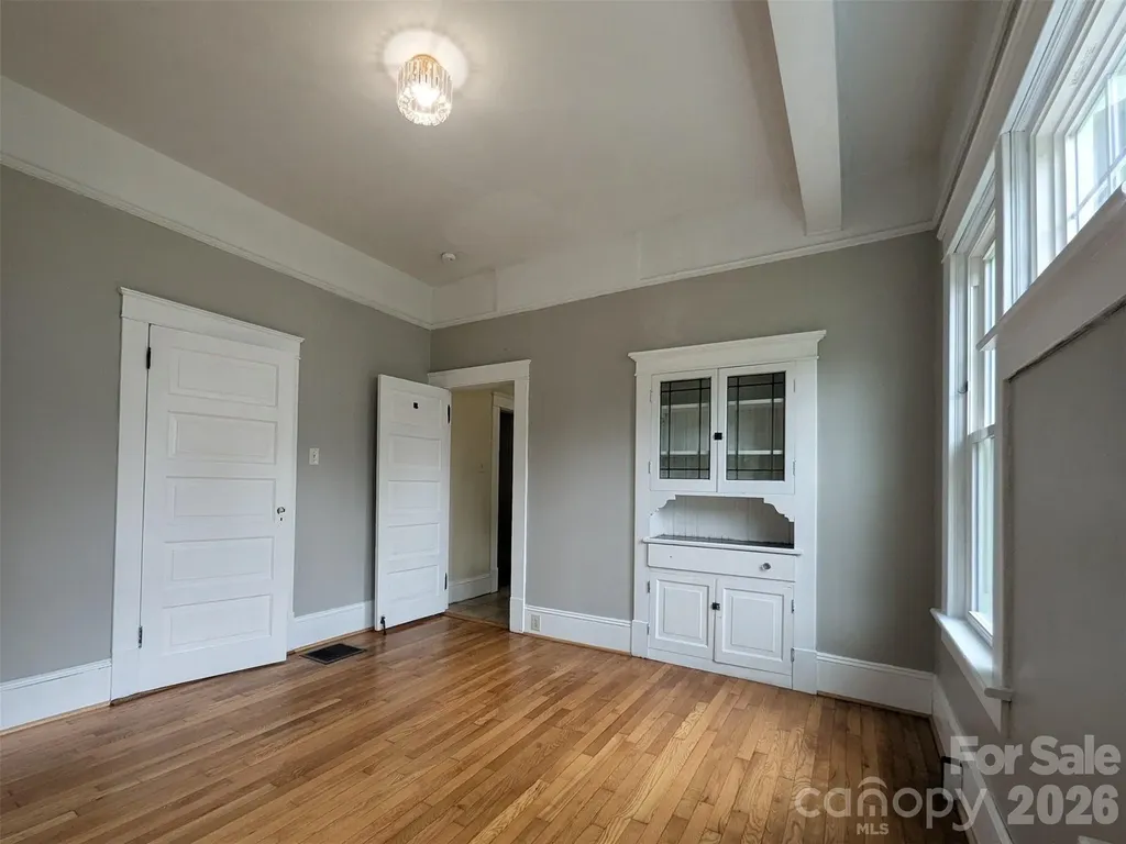 303 Bouchelle Street Morganton NC 28655