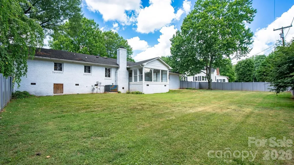 2222 Kings Drive Gastonia NC 28056