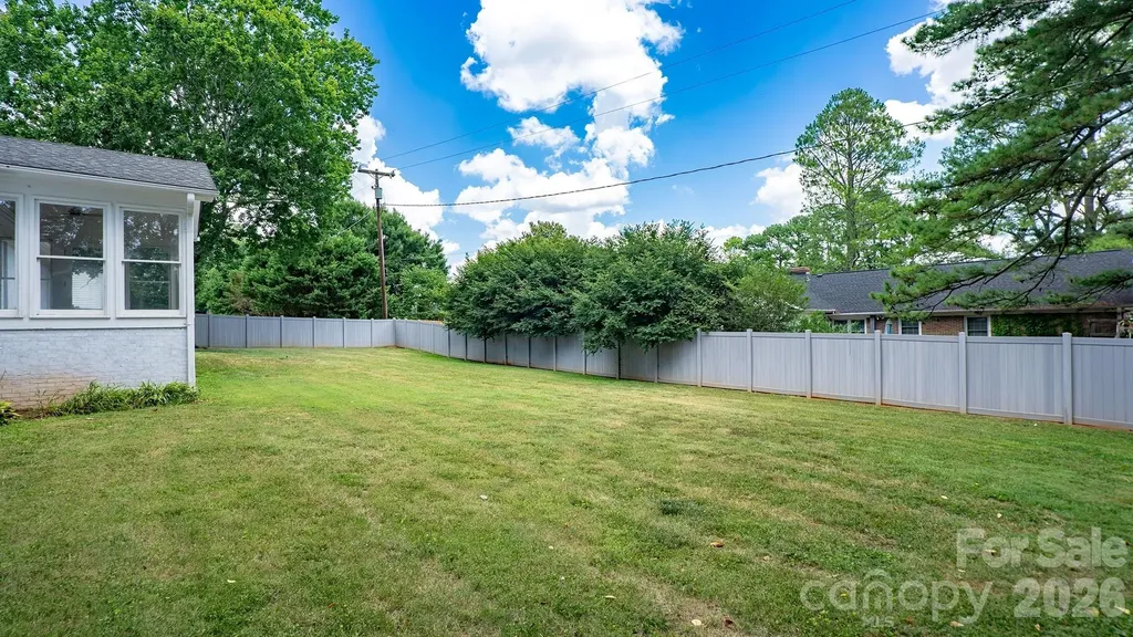 2222 Kings Drive Gastonia NC 28056
