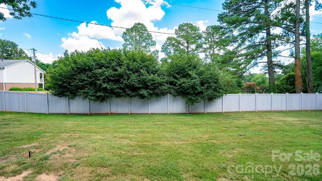 2222 Kings Drive Gastonia NC 28056
