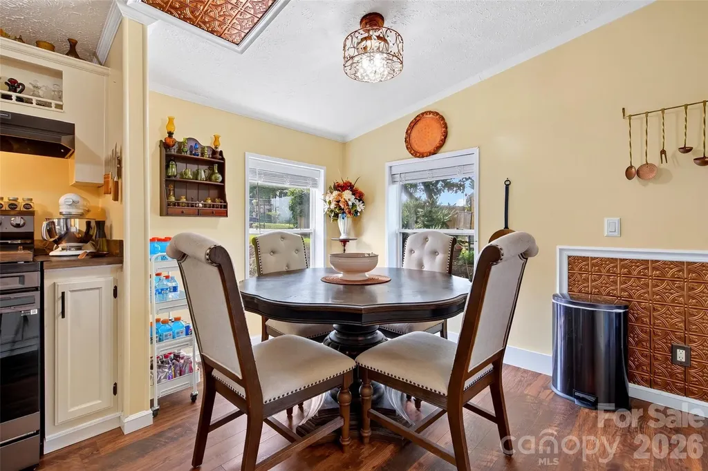 26 Sweet Briar Path Way Hendersonville NC 28792