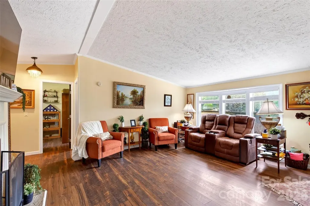 26 Sweet Briar Path Way Hendersonville NC 28792