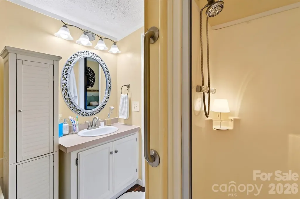 26 Sweet Briar Path Way Hendersonville NC 28792