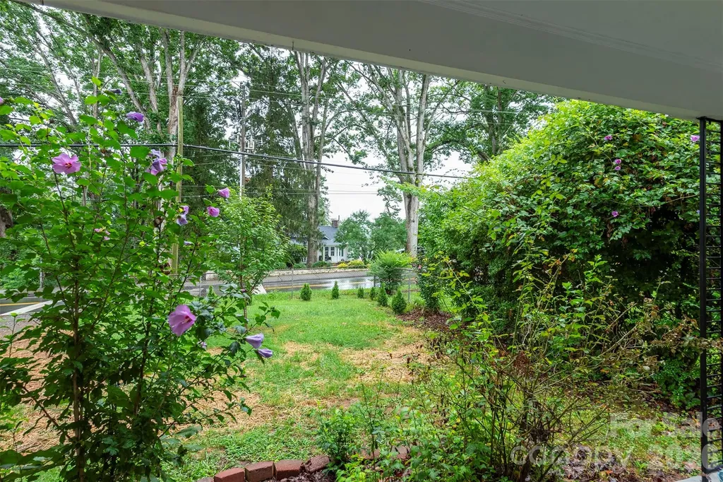 732 Fairview Road Asheville NC 28803