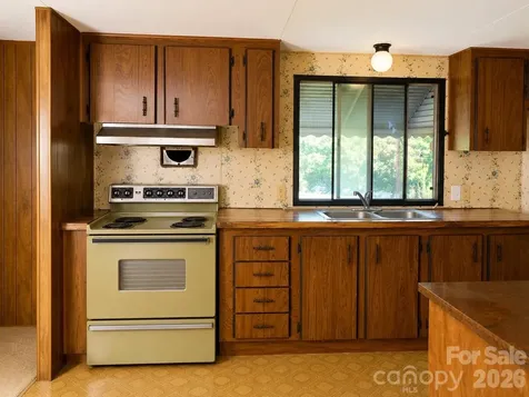 30 Gertrude Lane Candler NC 28715