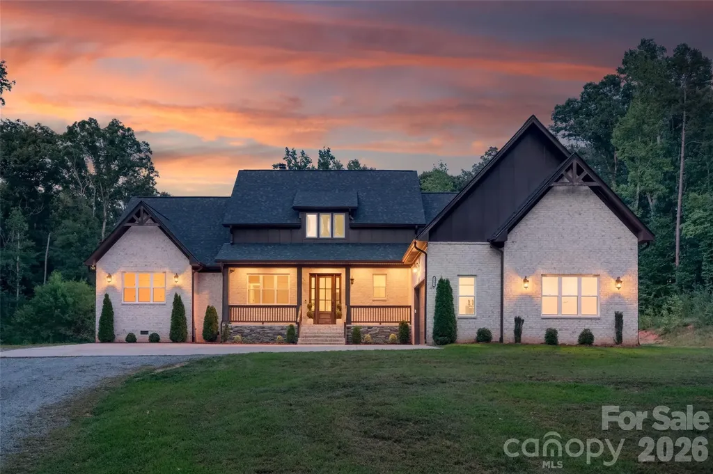 9401 Deer Run Road Waxhaw NC 28173