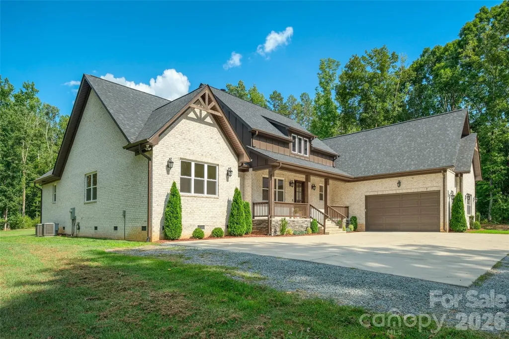 9401 Deer Run Road Waxhaw NC 28173