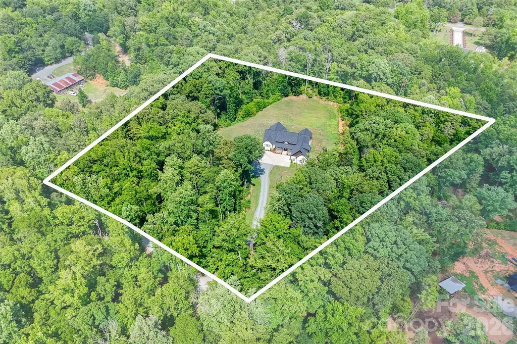 9401 Deer Run Road Waxhaw NC 28173