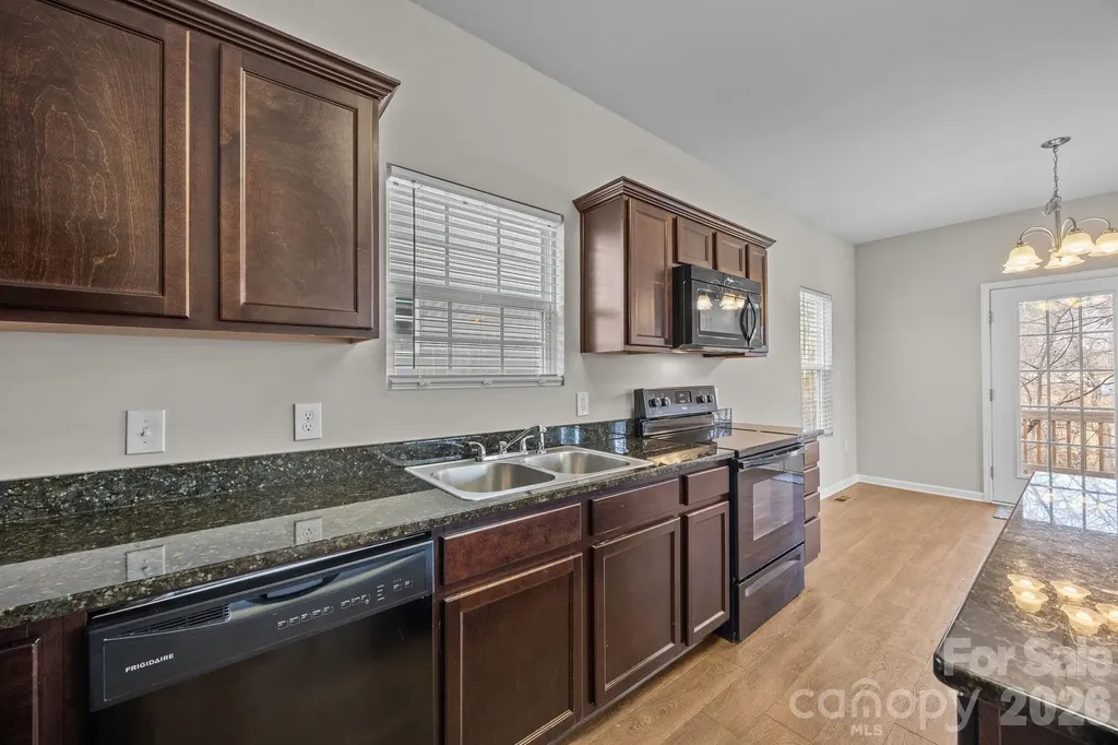115 Lookout Point Place Mooresville NC 28115