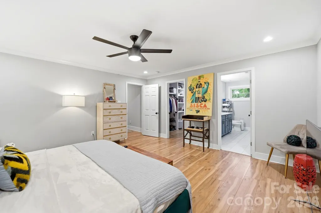 2137 Highland Street Charlotte NC 28208