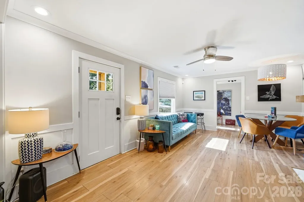 2137 Highland Street Charlotte NC 28208