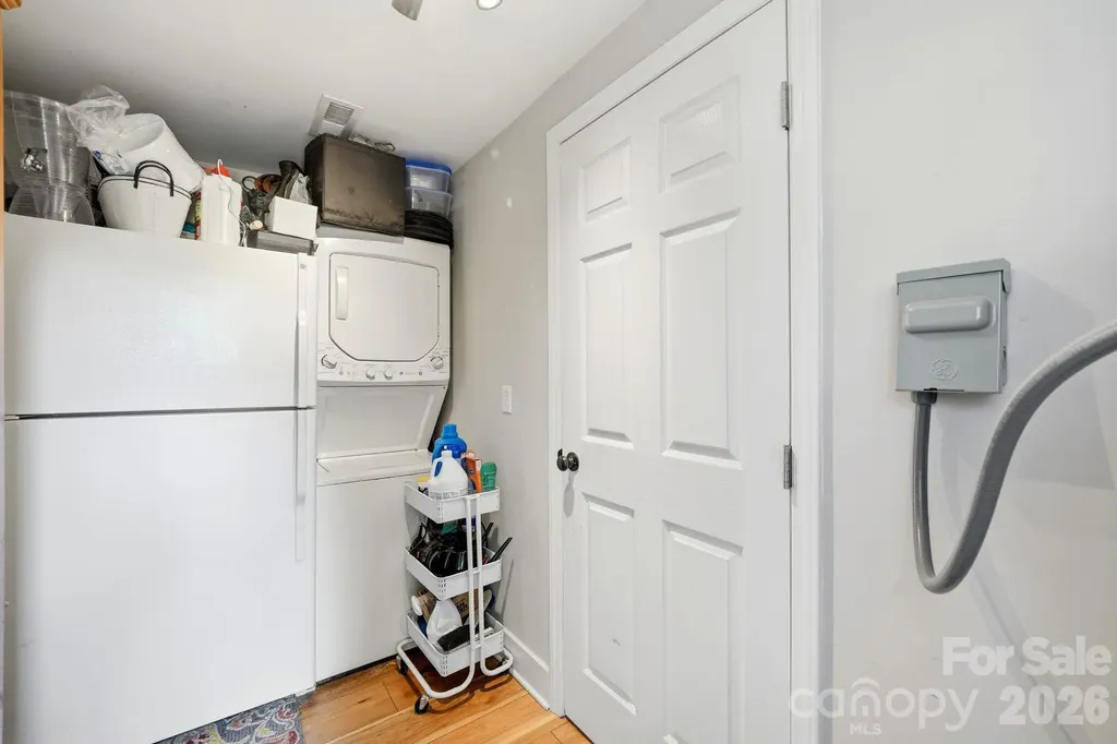 2137 Highland Street Charlotte NC 28208