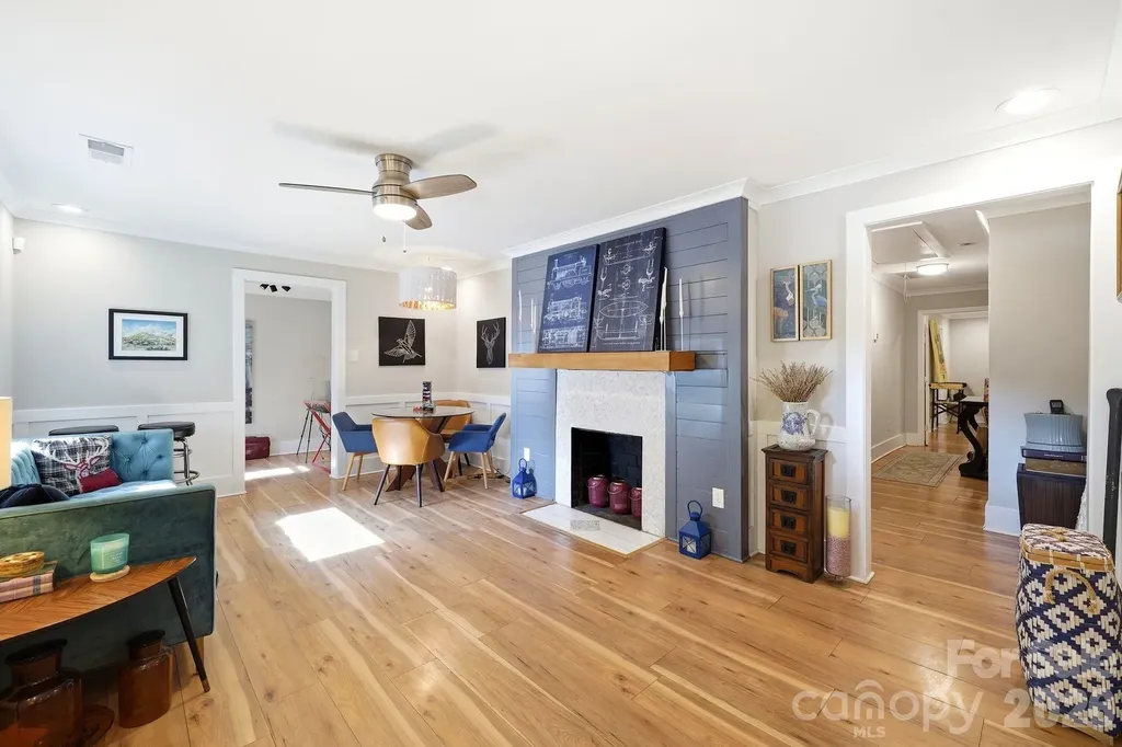 2137 Highland Street Charlotte NC 28208