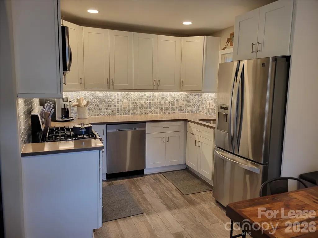 1338 Dresden Drive W Charlotte NC 28205