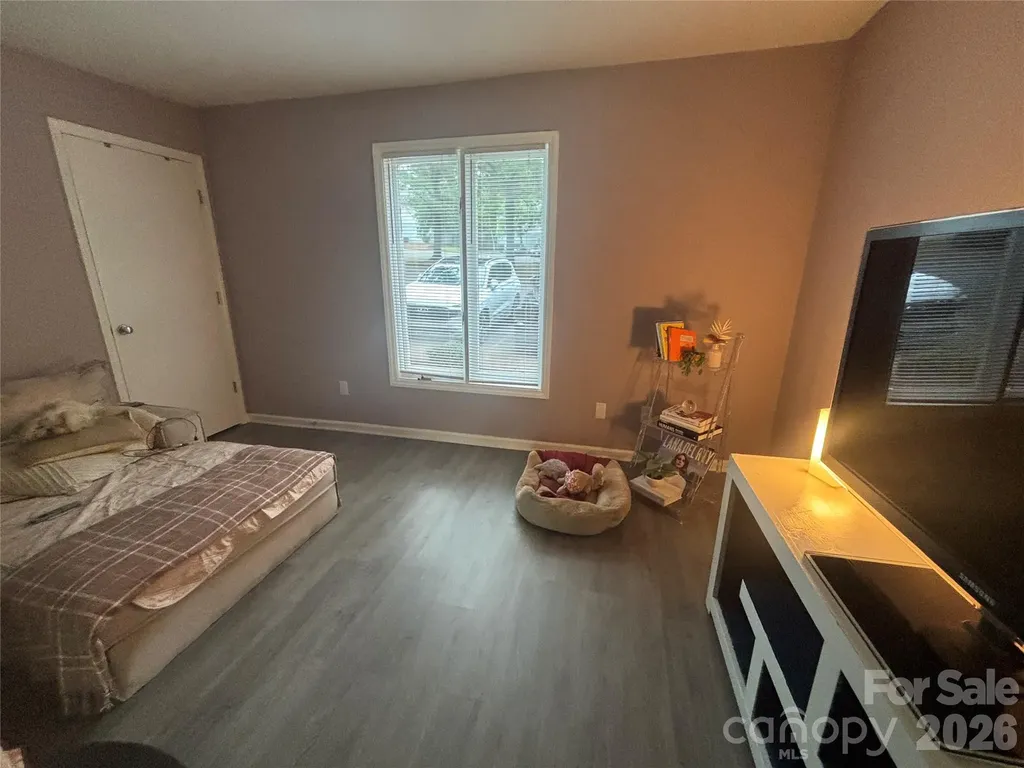 1920 Countrymens Court Charlotte NC 28210